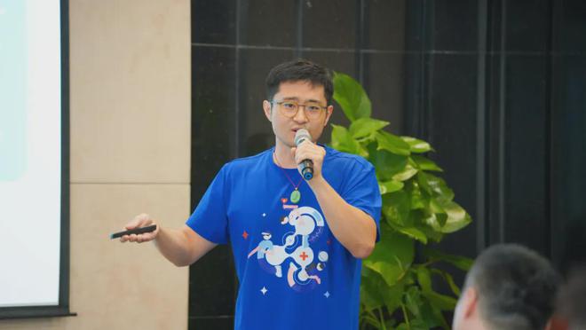 必威首场医疗器械达人私享会落幕 知识矩阵全域联动逐浪万亿市场(图2)
